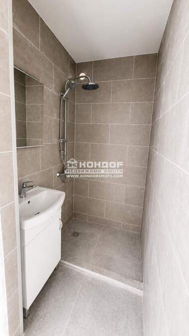 Vânzare - Apartament în Hristo Smirnenski,  Plovdiv