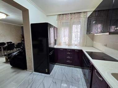 Închiriere - Apartament în Marașa,  Plovdiv