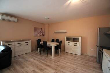 Miete - Wohnung in Zorniza,  Burgas