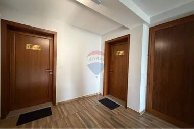 Vânzare - Apartament în Țentăr,  Veliko Tărnovo