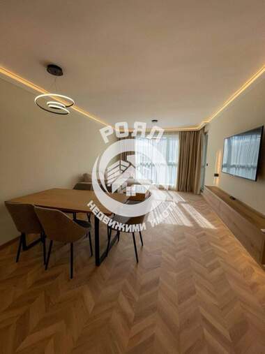 For sale - Apartment in Iujen,  Plovdiv