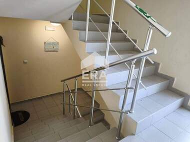 Verkauf - Wohnung in Zentar,  Iambol