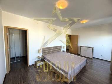 Vânzare - Apartament în Kărșiaka,  Plovdiv