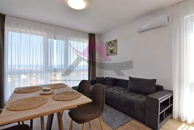 For sale - Apartment in Vazrajdane 3,  Varna