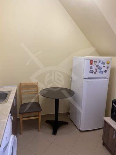 Kira - Apartman olarak Pogrebi,  Varna