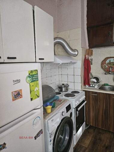 Продажа - Квартира в Център,  Перник