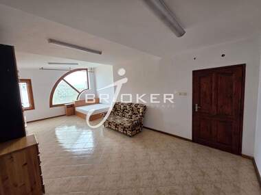 Vânzare - Apartament în Țentăr,  Kărdjali