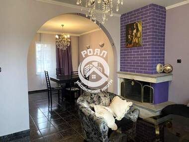 For rent - Apartment in Kiuchuk Parij,  Plovdiv