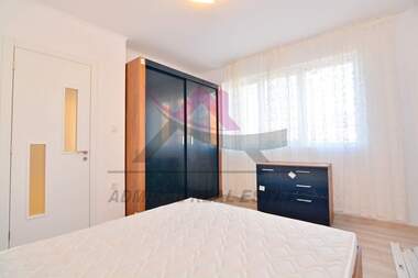 For rent - Apartment in Vazrajdane 3,  Varna