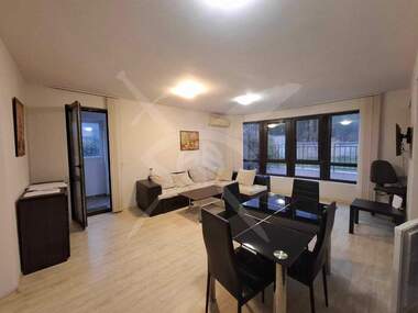 Închiriere - Apartament în Briz,  Varna