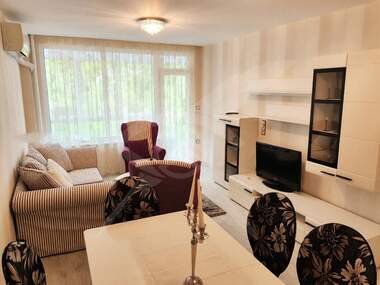 Închiriere - Apartament în Lazur,  Burgas