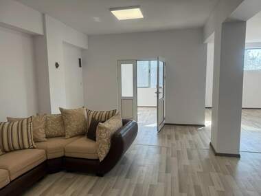 Satış - Endustriyel tesisler/Depo yeri/Depo/Fitnes olarak Karlovo,  Plovdiv