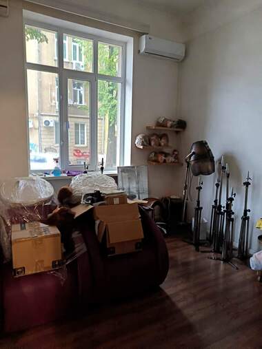 Продажба - Етаж от къща в Център,  София