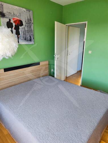 Închiriere - Apartament în Meden Rudnik,  Burgas