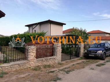 Vânzare - Casă în Balcic,  Dobrice