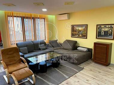 Închiriere - Apartament în Kărșiaka,  Plovdiv