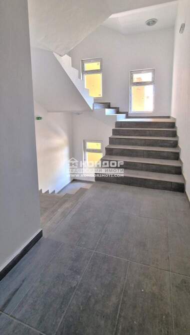 Vânzare - Apartament în Trakia,  Plovdiv