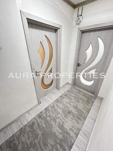 For sale - Apartment in Center,  Razgrad