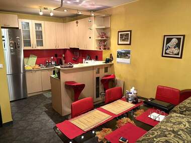Vânzare - Apartament în Oboriștie,  Sofia