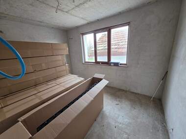 Satış - Ev olarak Razboyna,  Targovishte