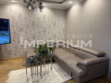 Închiriere - Apartament în Ceaîka,  Varna