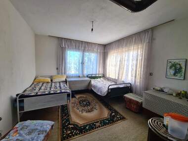 Vânzare - Casă în Izgrev,  Haskovo