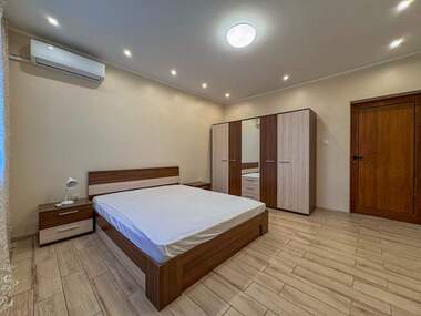 Închiriere - Apartament în Țentăr,  Burgas
