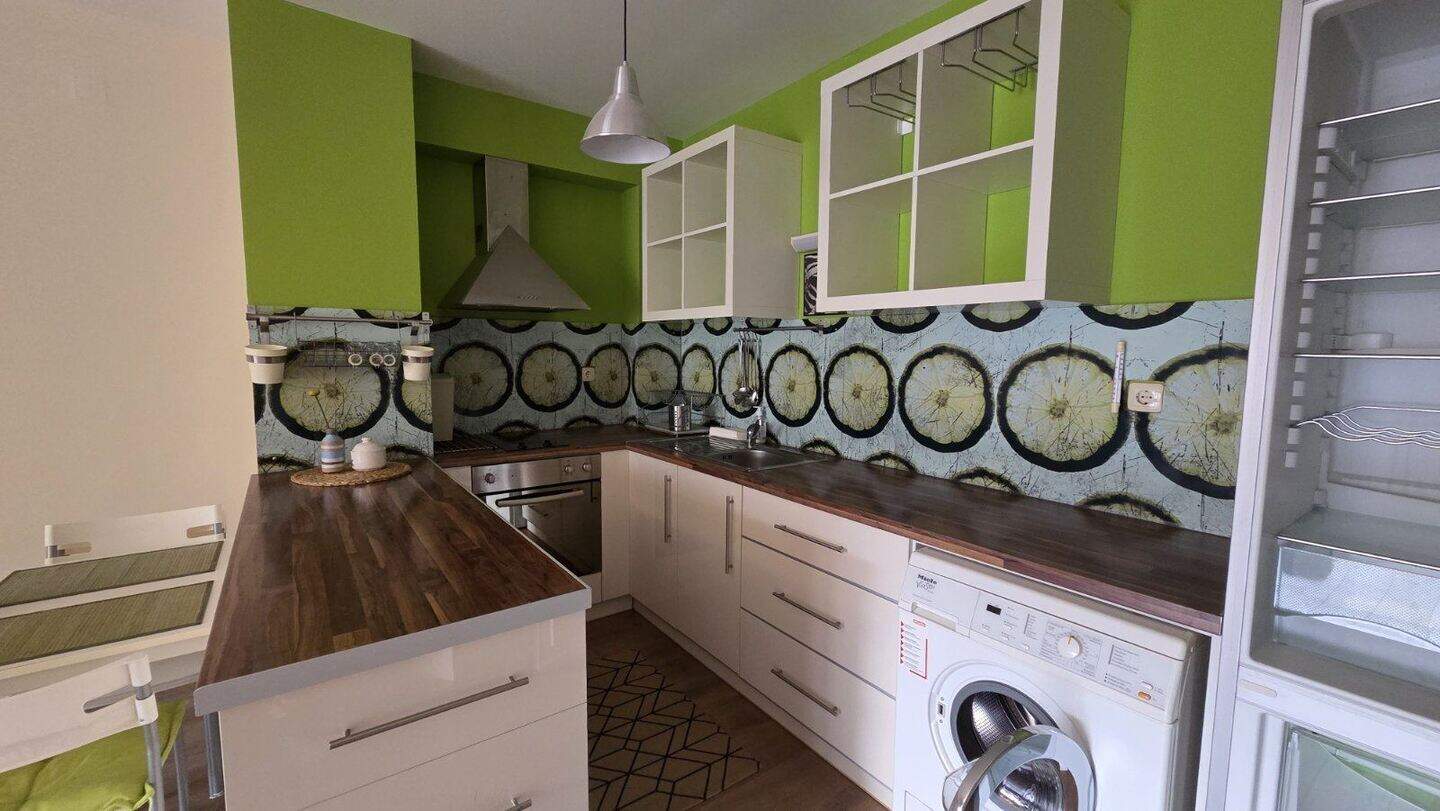 Cu trei camere Apartament în Mladejki hălm, Plovdiv – fotografia 2