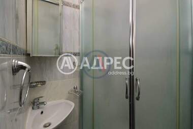 Verkauf - Wohnung in Wazrajdane,  Burgas