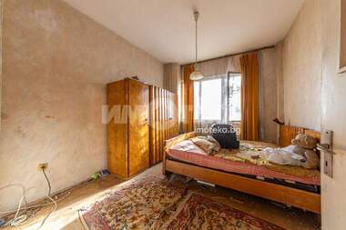 For sale - Apartment in VINS - Cherven ploshtad,  Varna