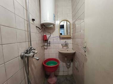 Продажба - Апартамент във Вароша,  Търговище