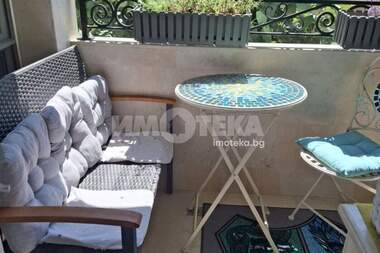 Продажба - Апартамент в Гранд Мол,  Варна