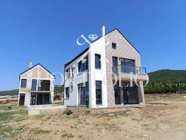 Verkauf - Haus in Koschariza,  Burgas