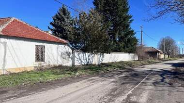 Продажба - Къща в Голям Извор,  Разград