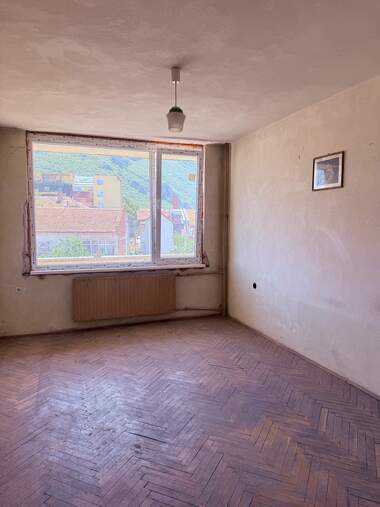 Vânzare - Apartament în Țentăr,  Vrața