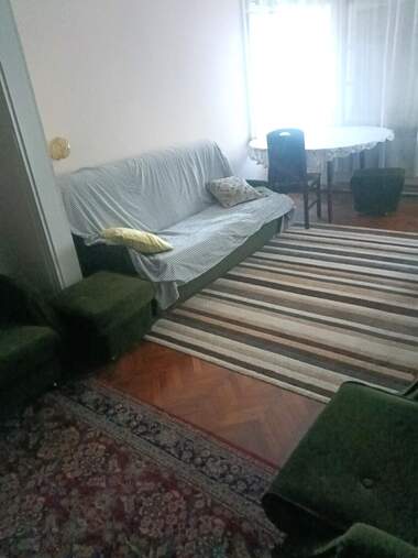 Ενοίκιο - Σπίτι σε Център,  Разград