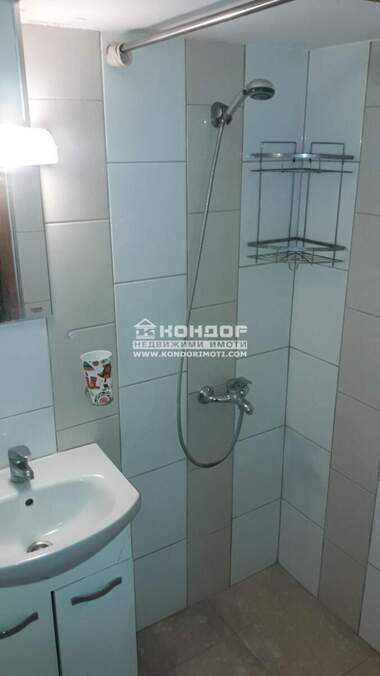 Продажба - Апартамент в Кючук Париж,  Пловдив