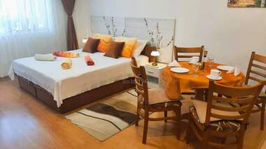 Miete - Wohnung in Lazur,  Burgas