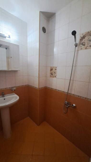 Miete - Wohnung in Wazrajdane,  Ruse