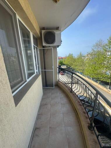 Verkauf - Wohnung in Saravowo,  Burgas