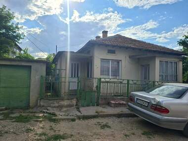 Продажба - Къща в Пинета,  Добрич