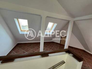 Închiriere - Apartament în Center,  Varna
