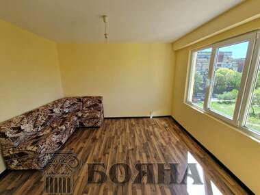 Продажба - Апартамент в Чародейка - Юг,  Русе