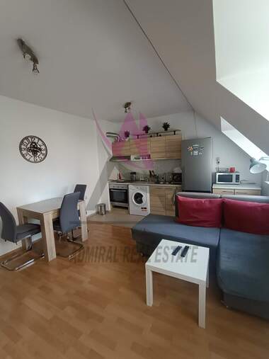 Închiriere - Apartament în Troșevo,  Varna