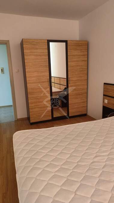 Vânzare - Apartament în Țarevo,  Burgas