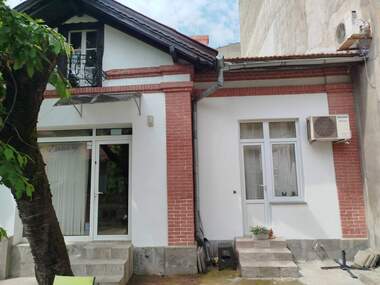 For rent - Building in Center,  Ruse