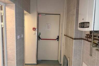 For rent - Store in Center,  Shumen