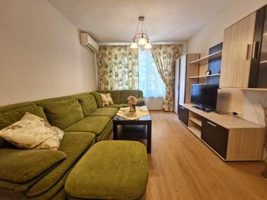 Închiriere - Apartament în Lazur,  Burgas