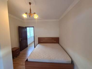 Închiriere - Apartament în Țentăr,  Haskovo