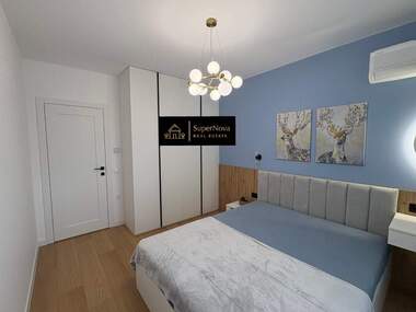Miete - Wohnung in Mladost-4,  Sovia